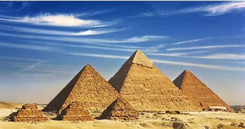 Kim tự tháp và đỉnh cao trong thần số học