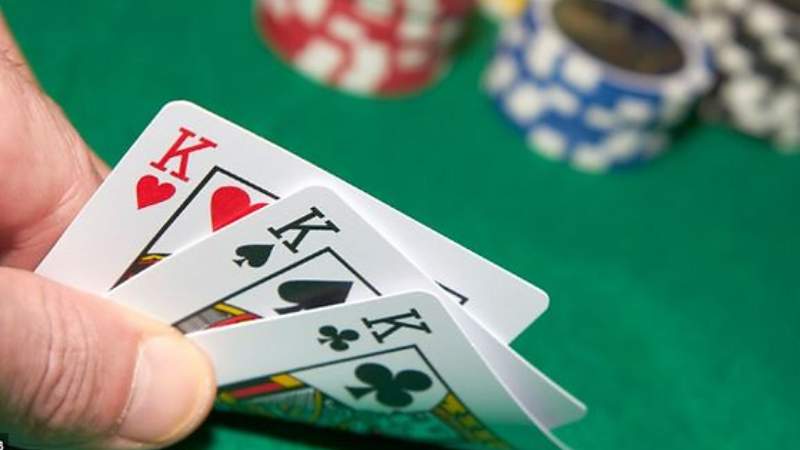 Tìm hiểu luật chơi Poker 3 cây chuẩn nhất