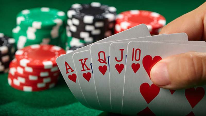 Tìm hiểu về cách chơi Poker 5 lá
