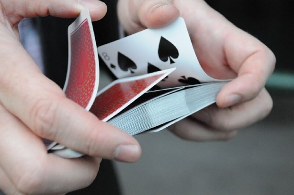 Xào bài kiểu Casino được ưa chuộng nhất khi tìm cách chơi Xì dách bịp